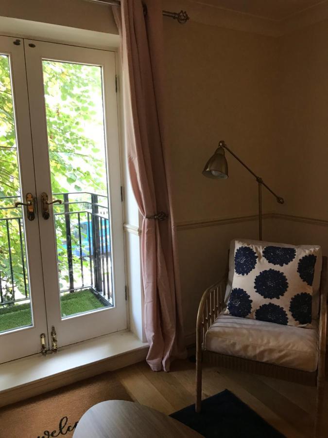 Key & Flowers - Kensington Residence 1 Лондон Екстер'єр фото